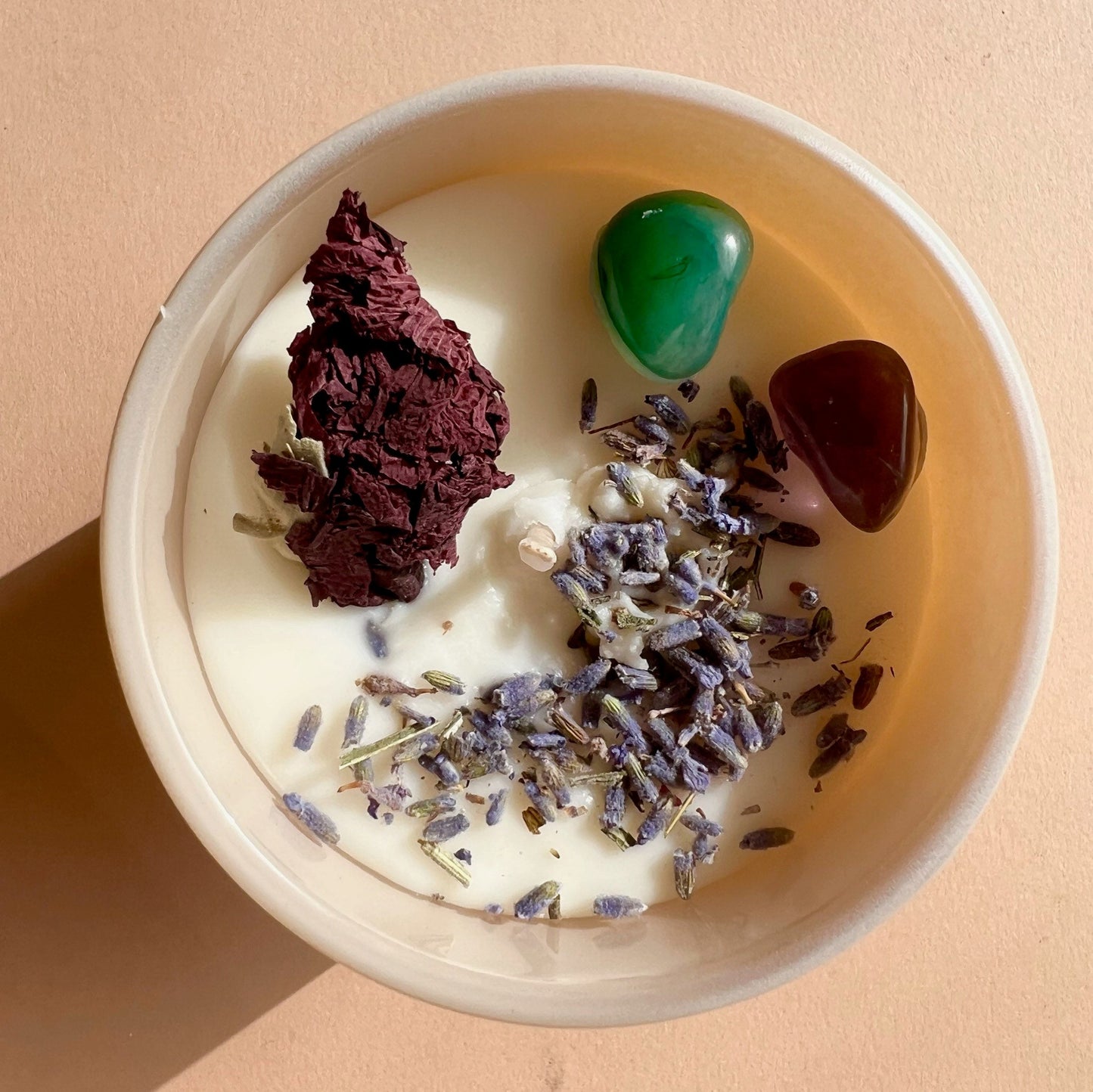 ENERGY CLEANSING Intention Soy Wax Candle | Amethyst & Green Aventurine | Scent: Eucalyptus & Lemongrass