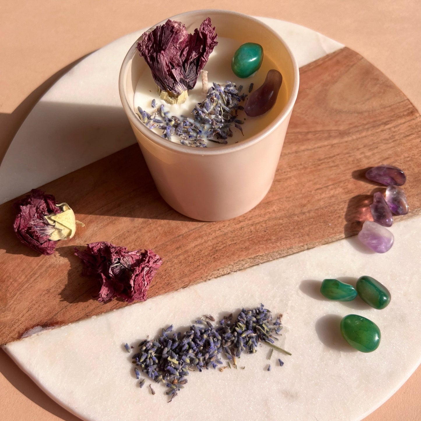 ENERGY CLEANSING Intention Soy Wax Candle | Amethyst & Green Aventurine | Scent: Eucalyptus & Lemongrass