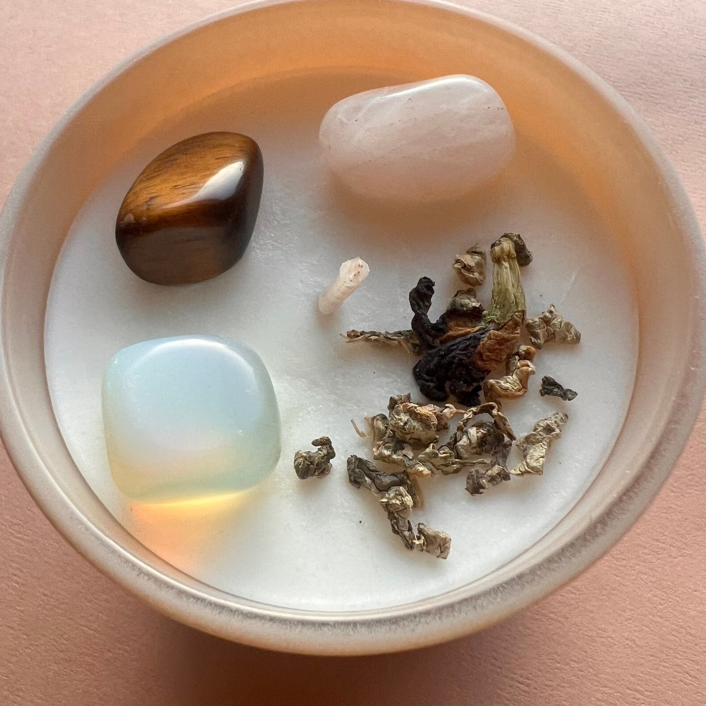 Cancer Zodiac candle | Crystal Infused candle | Intention Candle | Manifestation Candle